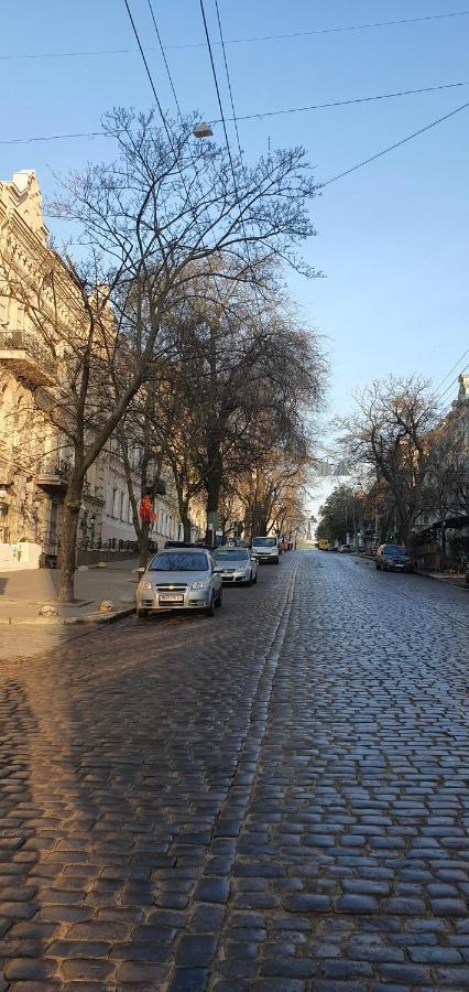 Апартаменты На Греческой Odessa Luaran gambar